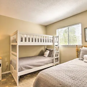 Apartment Hilton Head - Walk To Folly Field Beach!, Hilton Head Island