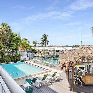 Aruba - Downtown Waterfront 2x2 Dock & Pool Pet-friendly Key West